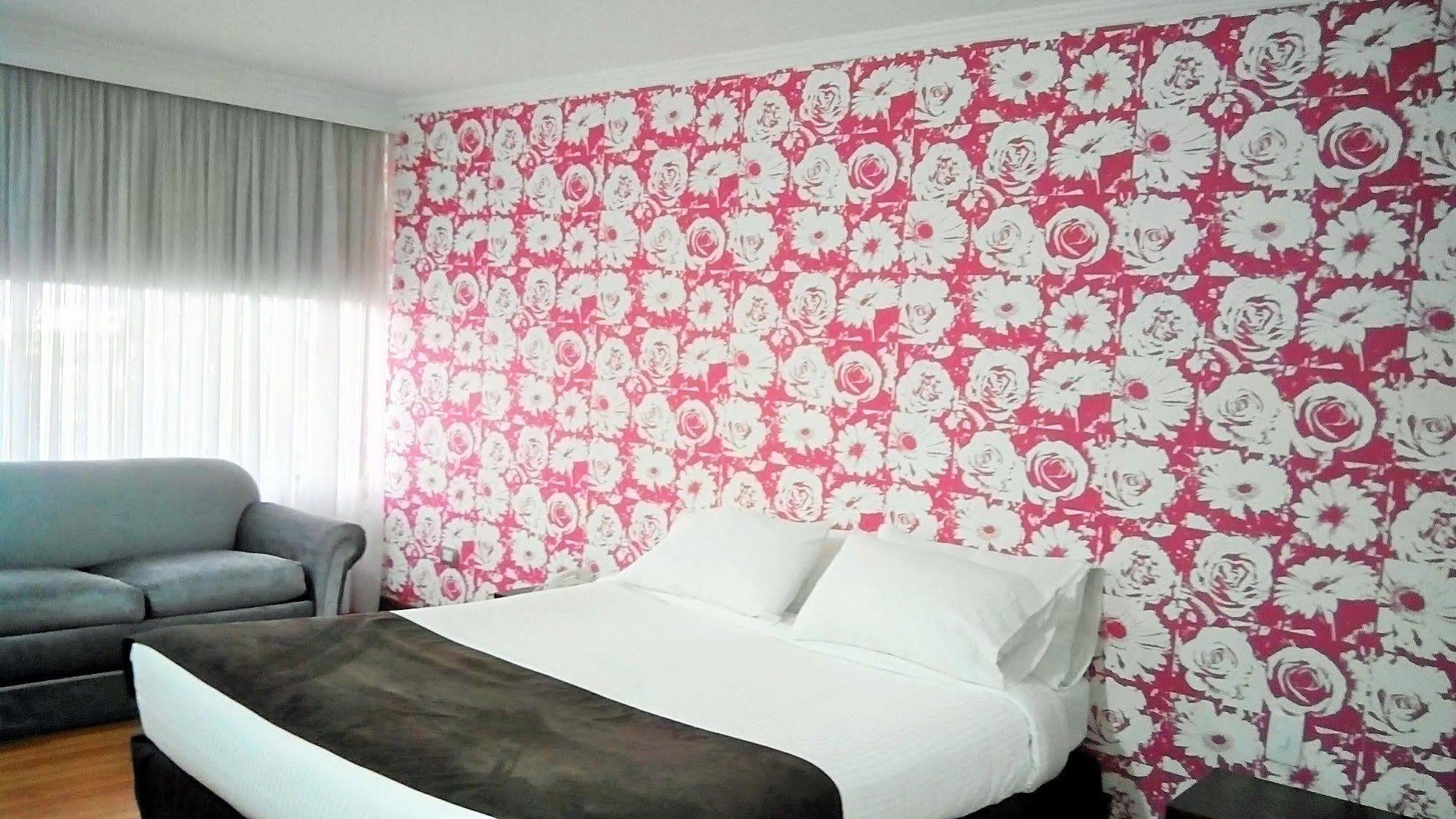 Hotel Eurolan 93 Bogotá Esterno foto